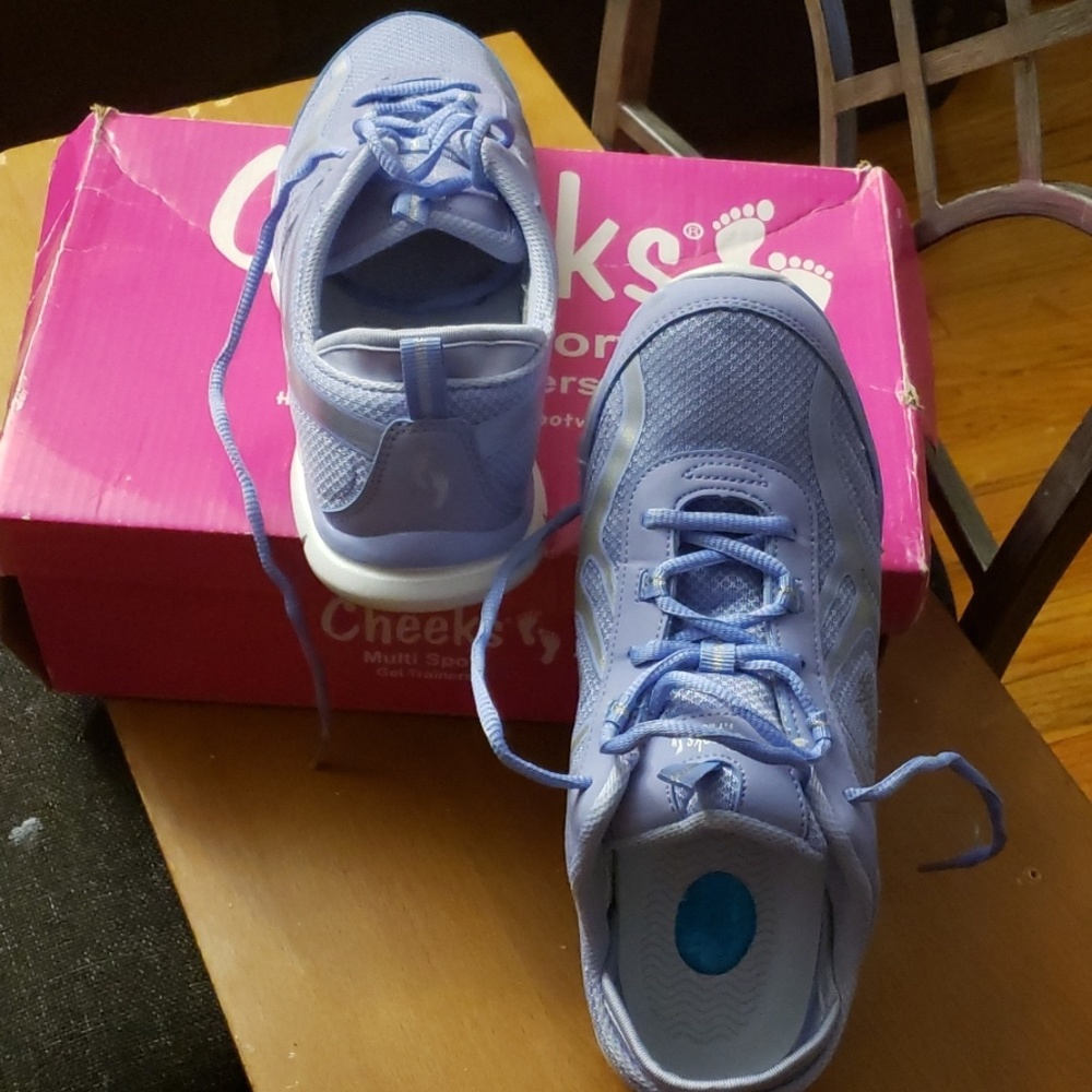Cheeks Multi Sports Gel Trainers Size 9W - Picture 1 of 8